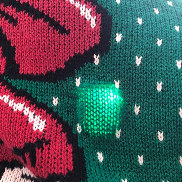Ugly Christmas Sweater that lights up! SZ S 🆕 - Picture 3 of 10